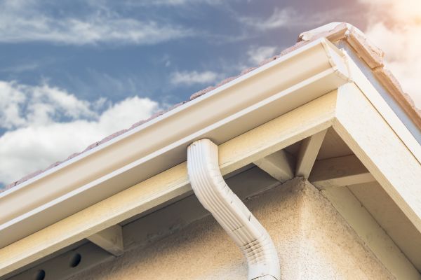 Cost of Seamless Gutter Replacement in Redwood City