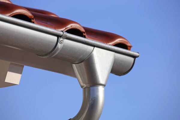 Cost of Steel Gutter Installation in Redwood City